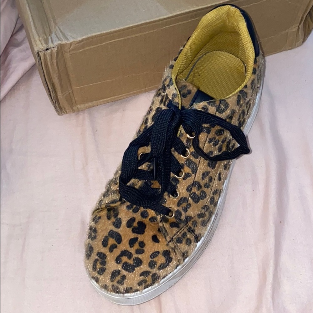 Leopard print chunky sole sneakers - Picture 2 of 3